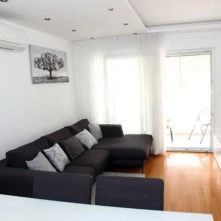 Apartman Mbg *